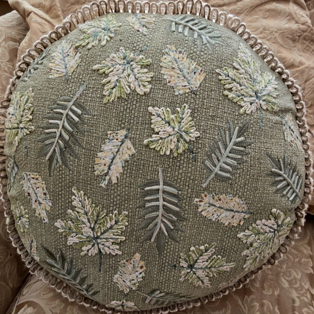 16 " Round Pillow Green Leaf Embroidered Cushion
